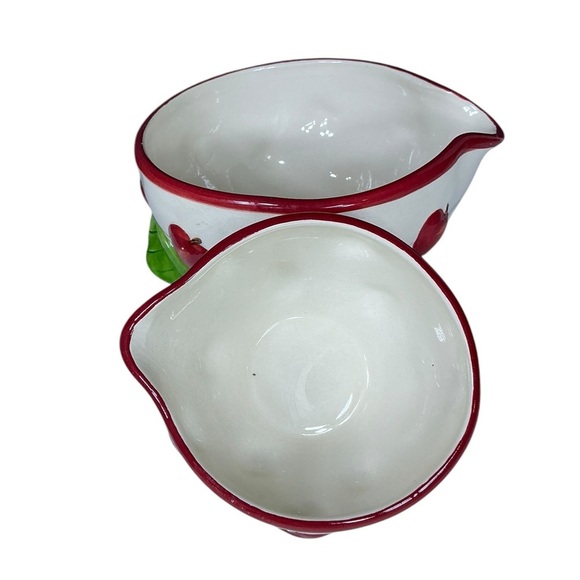 Vintage Mixing Bowls Apples Pour Spouts Handles Ceramic Nesting Design Set of 2 - Picture 8 of 16